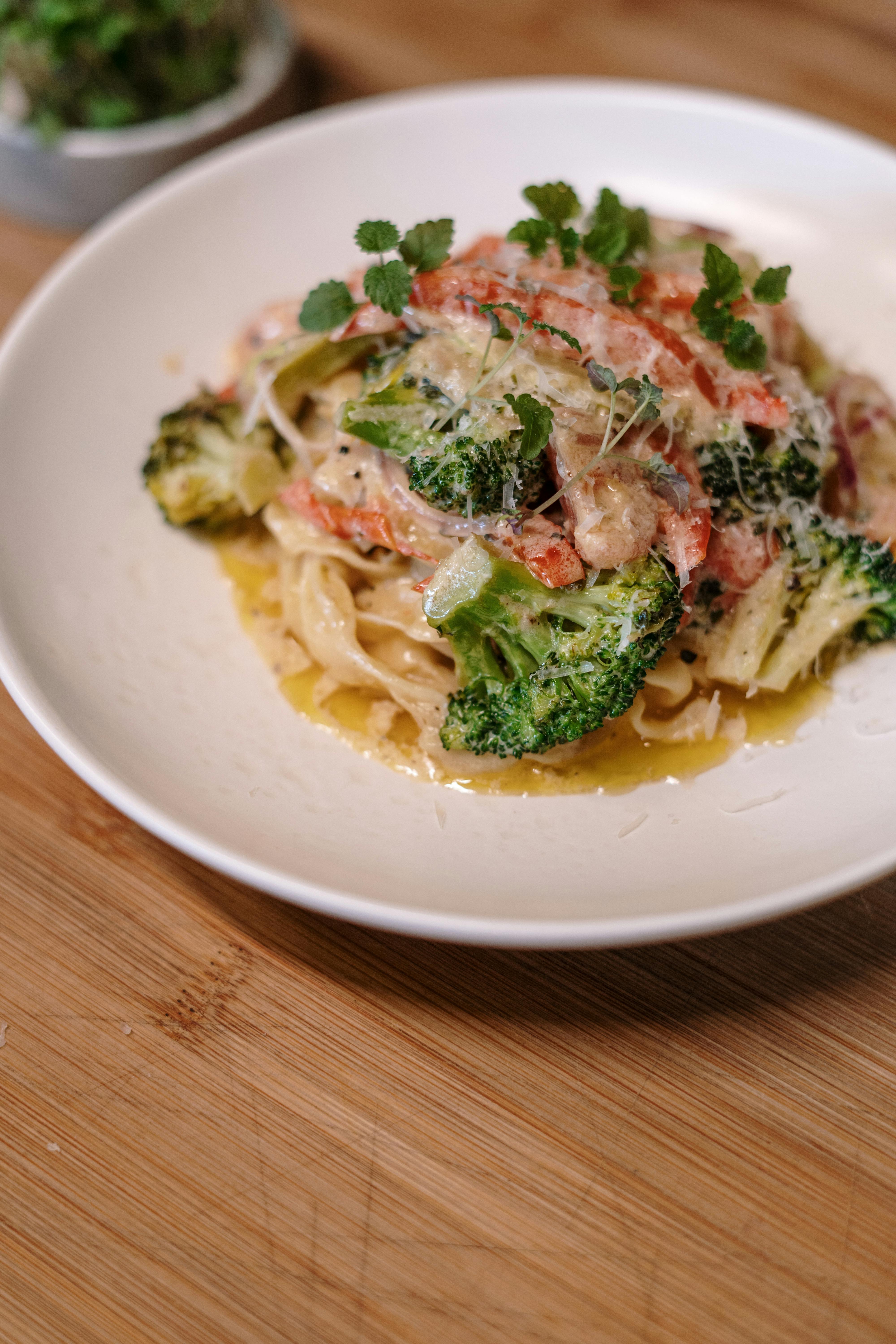 Best 10 Keto Cookbook Options for Delicious Meals in 2025